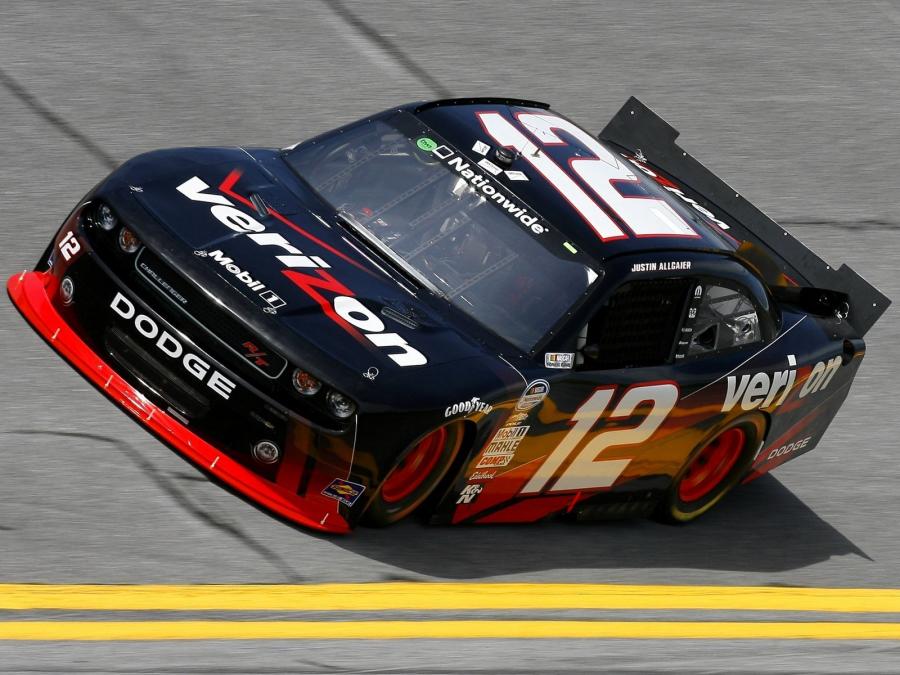  Dodge Challenger R/T NASCAR Nationwide Series Race Car 2010 года  (фото 10 из 12)